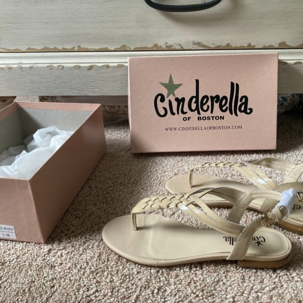 Cinderella of Boston flats Size 3.5